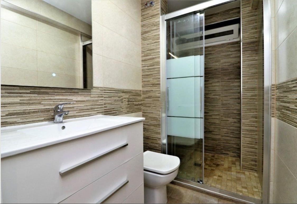 Levante Beachfront Luxury Apartment Benidorm Exteriör bild